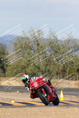 media/Feb-04-2024-SoCal Trackdays (Sun) [[91d6515b1d]]/2-Turn 3 (1015am)/